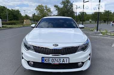 Седан Kia K5 2017 в Днепре