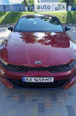 Седан Kia K5 2020 в 
