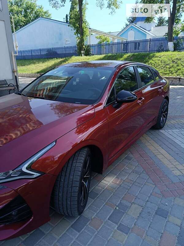 Седан Kia K5 2020 в Киеве