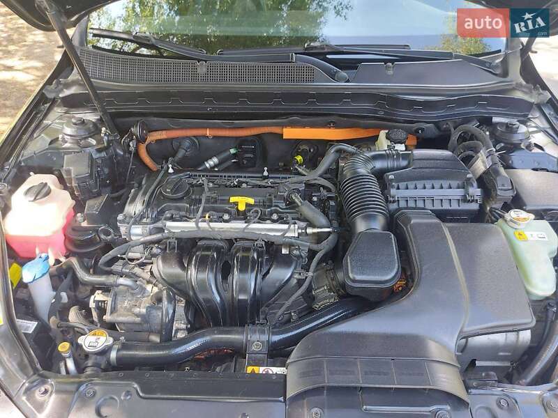 Седан Kia K5 2011 в Харькове