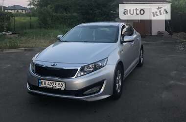 Седан Kia K5 2013 в Києві