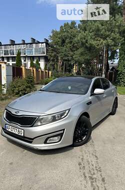 Седан Kia K5 2013 в Києві