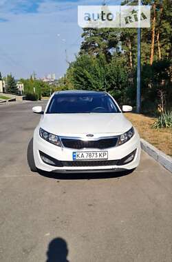 Седан Kia K5 2012 в Киеве