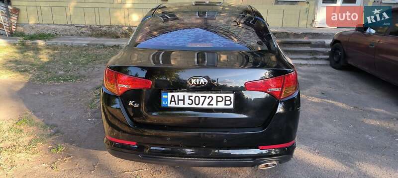 Седан Kia K5 2013 в Баштанці