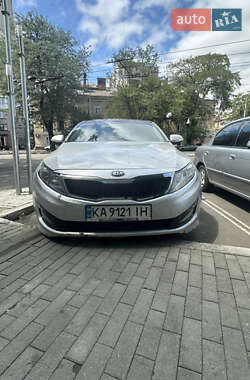 Седан Kia K5 2013 в Киеве