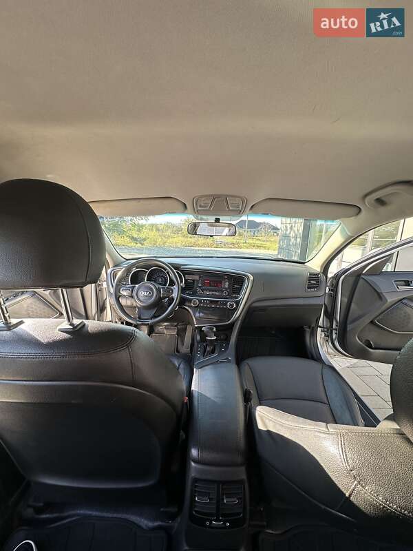 Седан Kia K5 2014 в Тячеве фото 12 Седан Kia K5 2014 в Тячеве