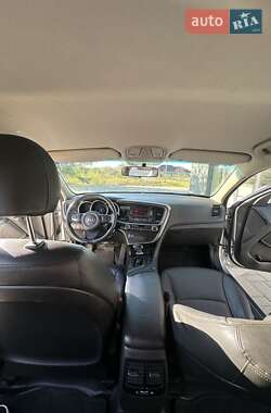 Седан Kia K5 2014 в 