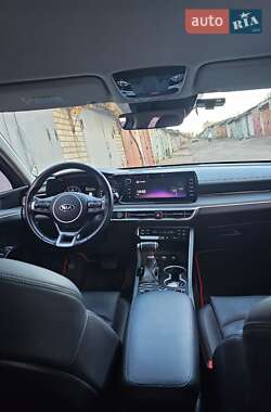 Седан Kia K5 2019 в Николаеве