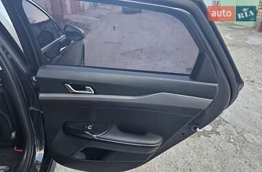 Седан Kia K5 2019 в Николаеве