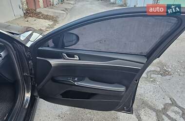 Седан Kia K5 2019 в Николаеве