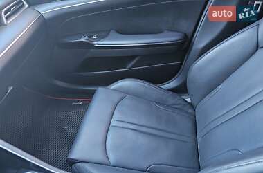 Седан Kia K5 2019 в Николаеве