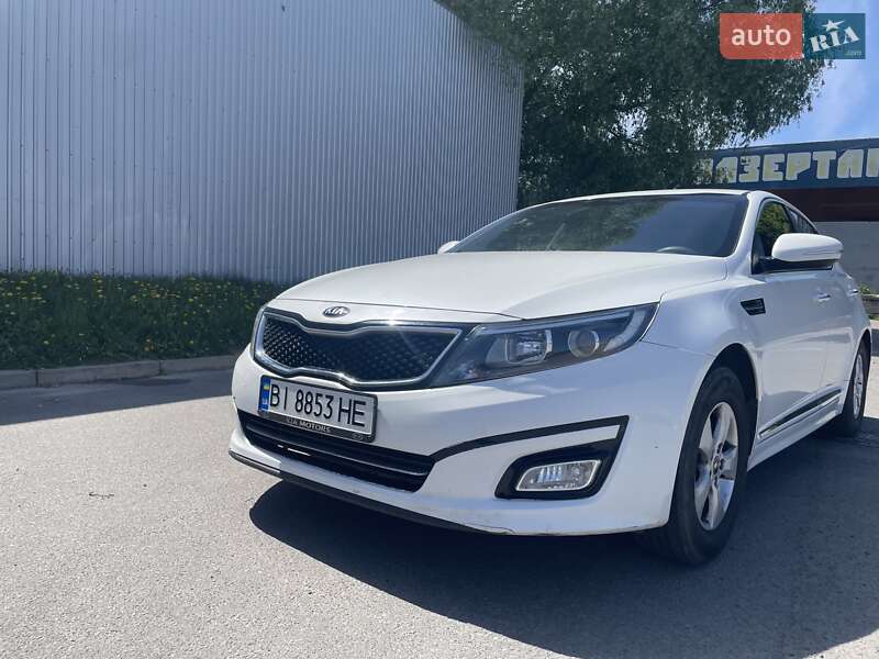 Седан Kia K5 2014 в Полтаве