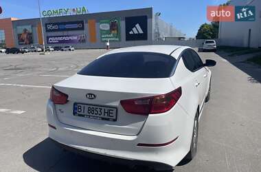 Седан Kia K5 2014 в Полтаве