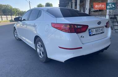 Седан Kia K5 2014 в Полтаве