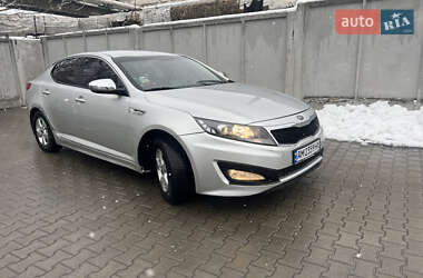 Седан Kia K5 2012 в Житомирі