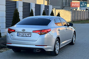 Седан Kia K5 2012 в Одесі