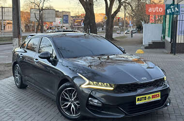 Седан Kia K5 2019 в 