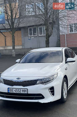 Седан Kia K5 2016 в Николаеве