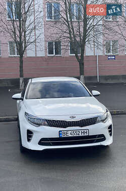 Седан Kia K5 2016 в Николаеве