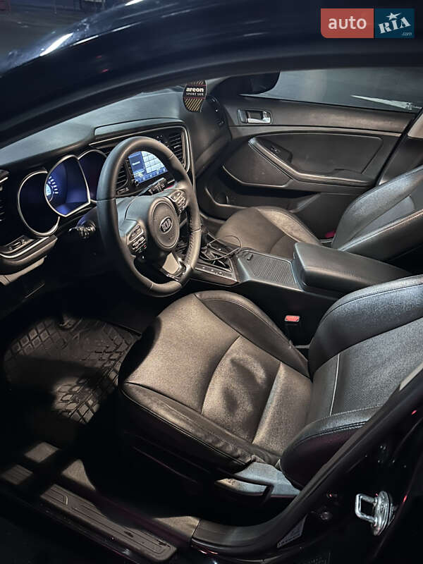 Седан Kia K5 2014 в Киеве
