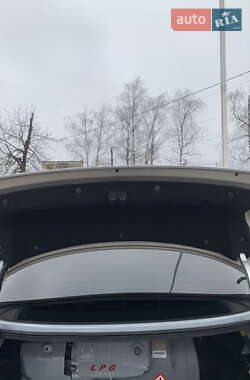 Седан Kia K5 2013 в 
