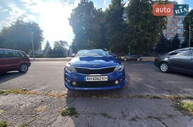 Седан Kia K5 2016 в 