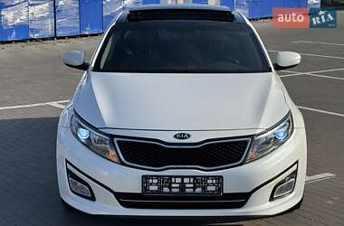 Седан Kia K5 2014 в Одессе