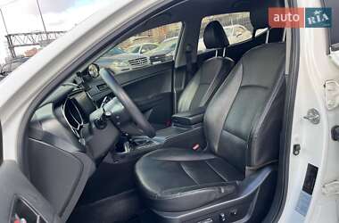 Седан Kia K5 2015 в Киеве