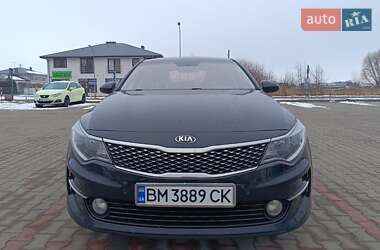 Седан Kia K5 2015 в Львові