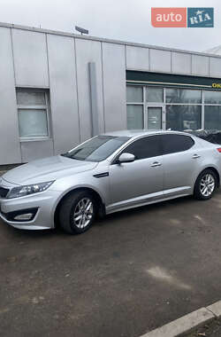 Седан Kia K5 2013 в Харькове