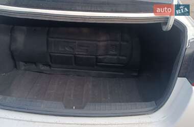 Седан Kia K5 2015 в 