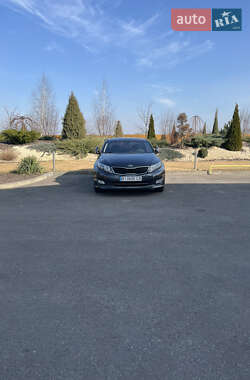 Седан Kia K5 2015 в Полтаве