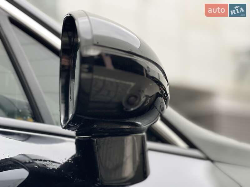 Седан Kia K5 2023 в Киеве