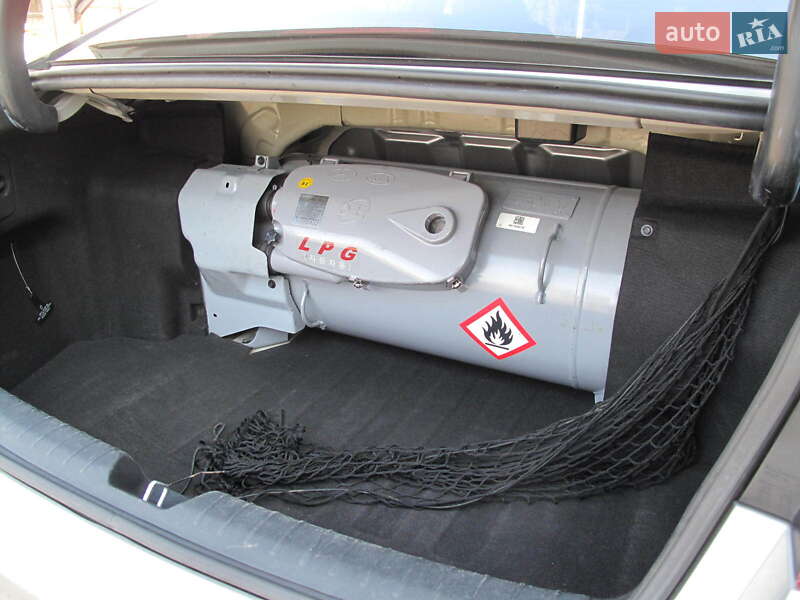 Седан Kia K5 2017 в Киеве фото 22 Седан Kia K5 2017 в Киеве