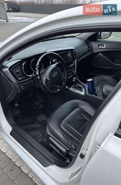 Седан Kia K5 2013 в 