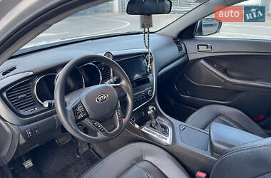 Седан Kia K5 2013 в 