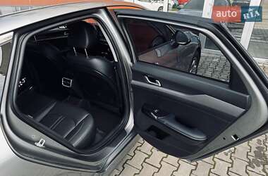 Седан Kia K5 2020 в 