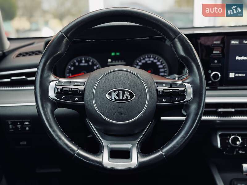 Седан Kia K5 2020 в Одессе