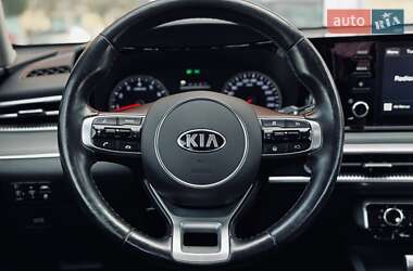 Седан Kia K5 2020 в 