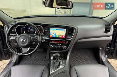 Седан Kia K5 2014 в 