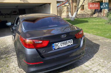 Седан Kia K5 2014 в 