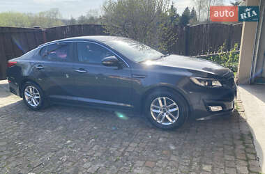 Седан Kia K5 2014 в 