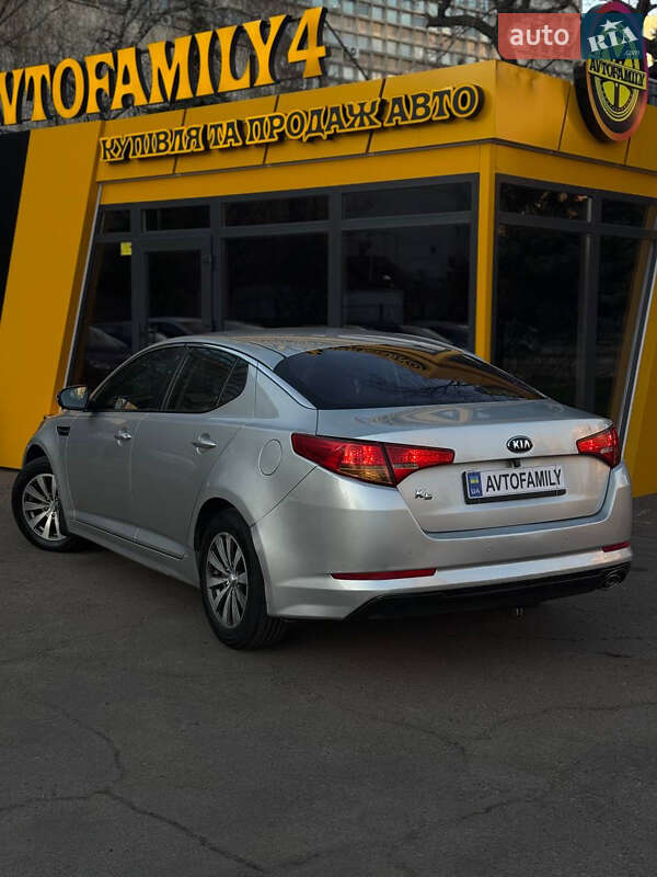 Седан Kia K5 2013 в Києві