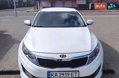 Седан Kia K5 2011 в 