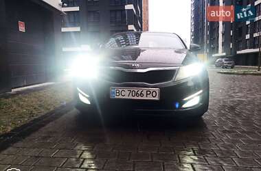 Седан Kia K5 2013 в Ивано-Франковске