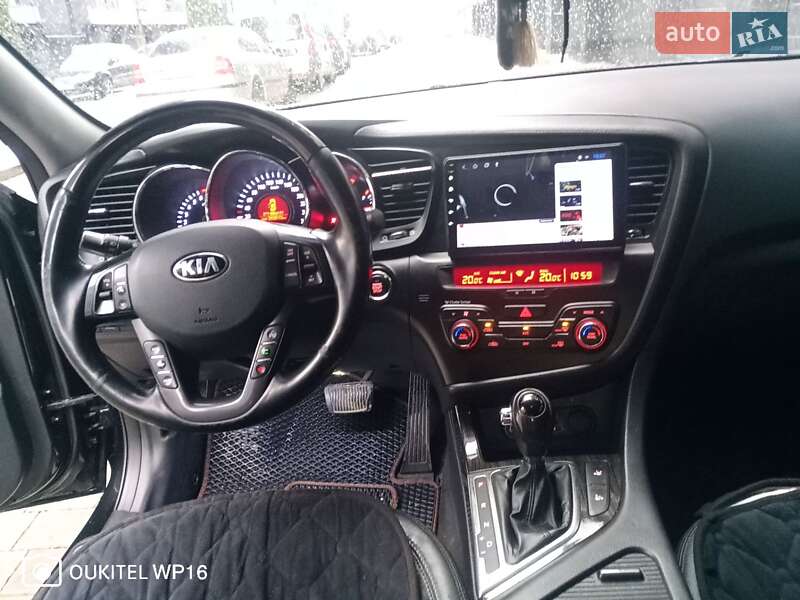 Седан Kia K5 2013 в Ивано-Франковске