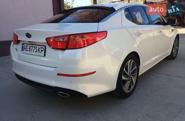 Седан Kia K5 2014 в 