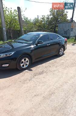 Седан Kia K5 2015 в 