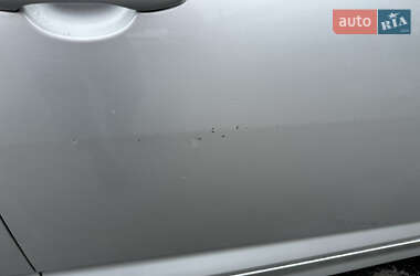 Седан Kia K5 2010 в 