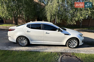 Седан Kia K5 2013 в 